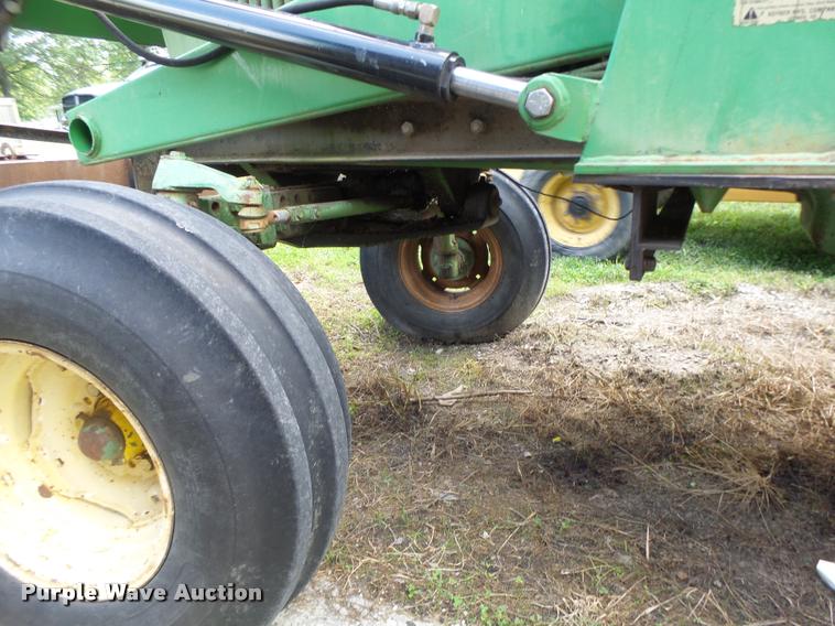 image for item DB5896 John Deere 4230 tractor