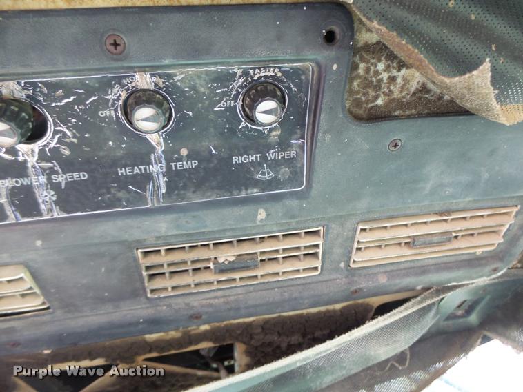 image for item DB5896 John Deere 4230 tractor