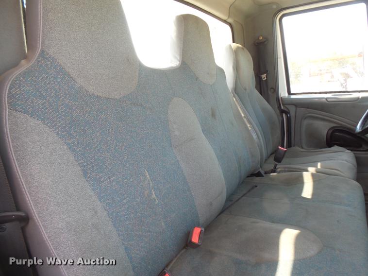 image for item DB6236 2006 International DuraStar 4300 service truck with crane