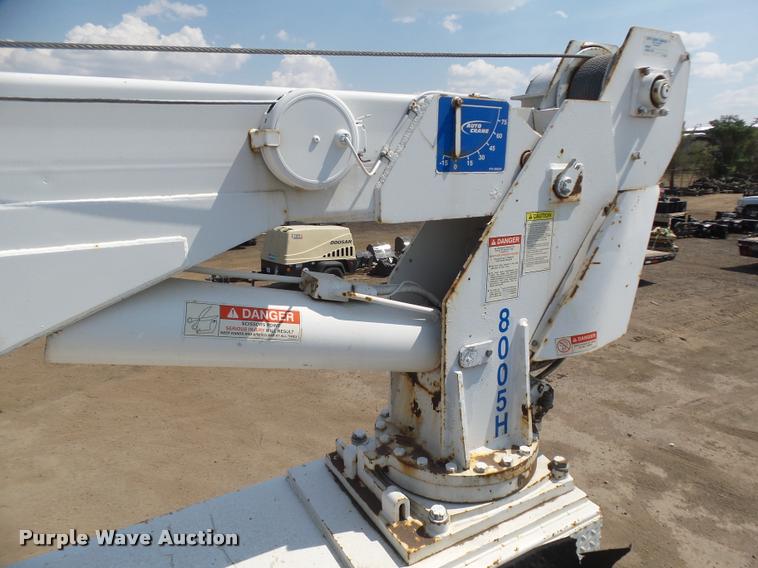 image for item DB6236 2006 International DuraStar 4300 service truck with crane