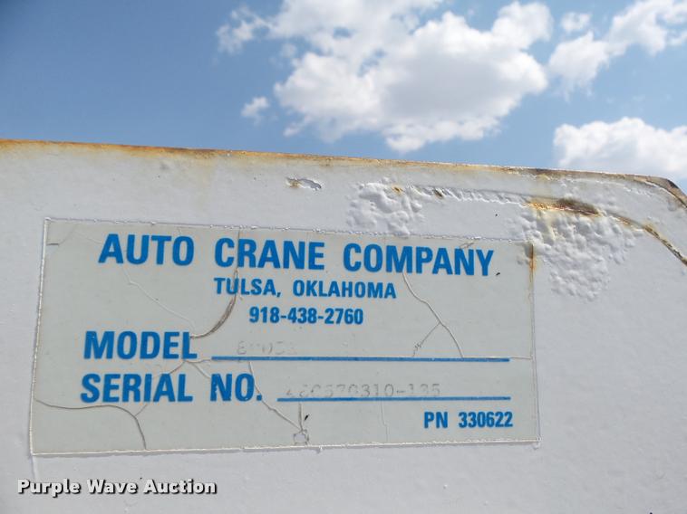 image for item DB6236 2006 International DuraStar 4300 service truck with crane