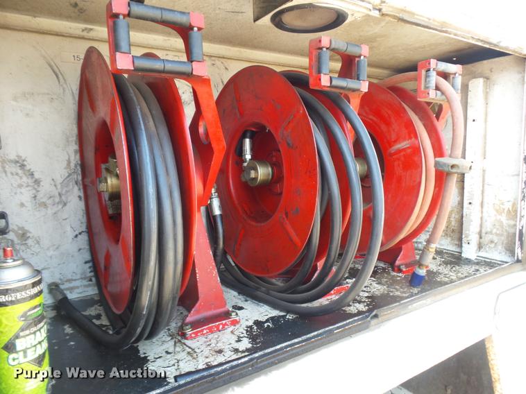 image for item DB6236 2006 International DuraStar 4300 service truck with crane