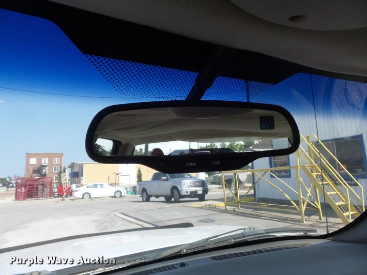 image for item DB6452 2005 Chevrolet Silverado 1500 LS Crew Cab pickup truck