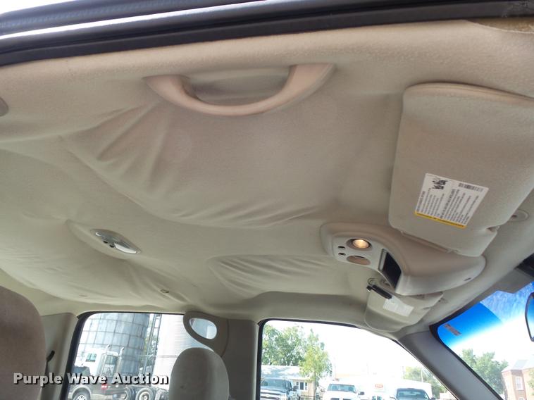 image for item DB6452 2005 Chevrolet Silverado 1500 LS Crew Cab pickup truck