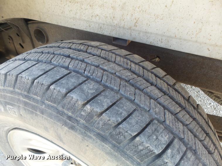 image for item DB6452 2005 Chevrolet Silverado 1500 LS Crew Cab pickup truck