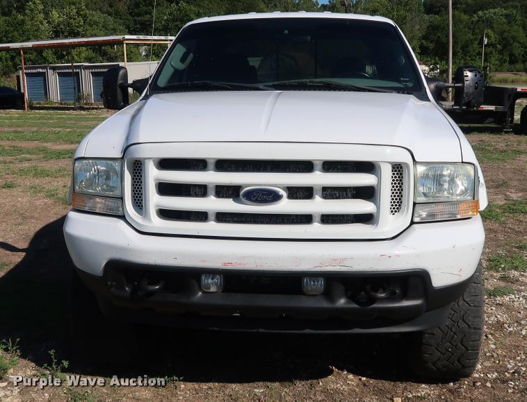 image for item DB6473 2004 Ford F250 Super Duty XLT Crew Cab pickup truck