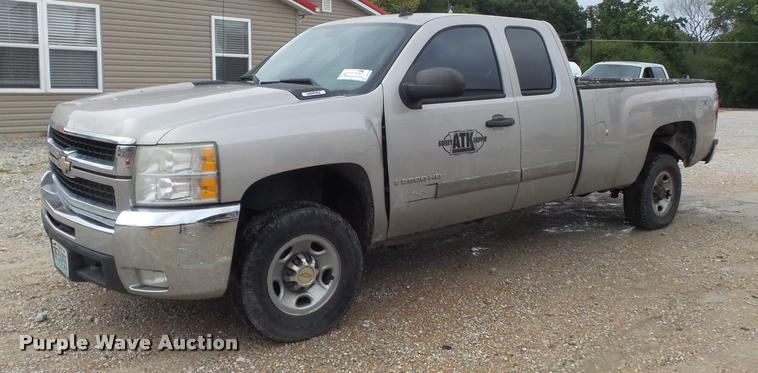 image for item DB6479 2008 Chevrolet Silverado 2500HD Ext. Cab pickup truck