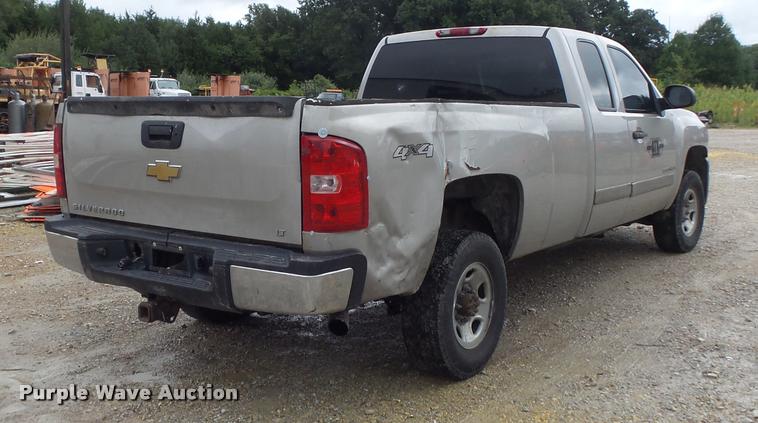 image for item DB6479 2008 Chevrolet Silverado 2500HD Ext. Cab pickup truck