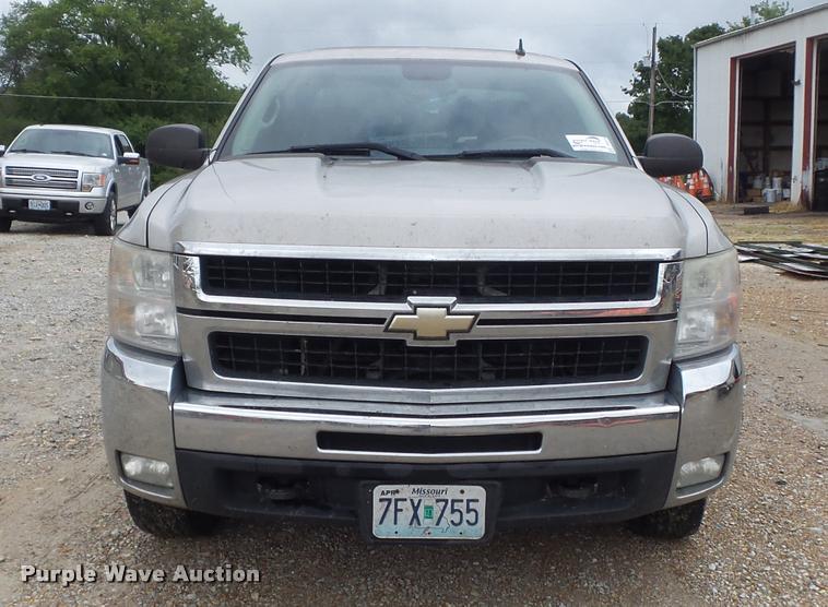 image for item DB6479 2008 Chevrolet Silverado 2500HD Ext. Cab pickup truck