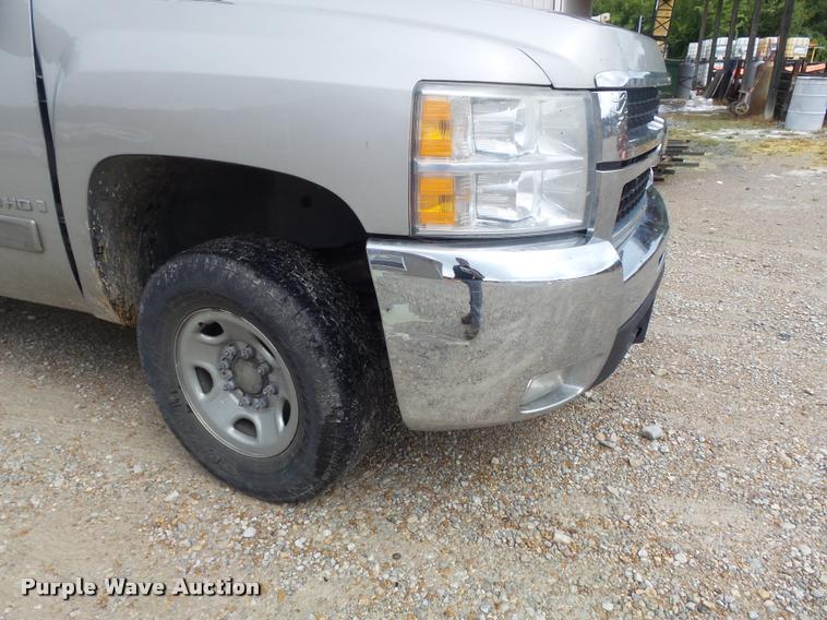 image for item DB6479 2008 Chevrolet Silverado 2500HD Ext. Cab pickup truck
