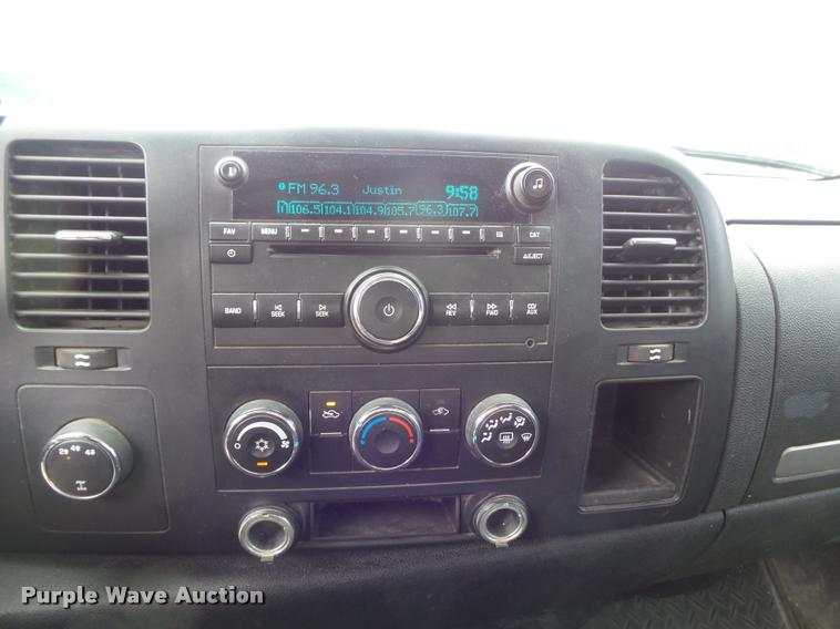 image for item DB6479 2008 Chevrolet Silverado 2500HD Ext. Cab pickup truck