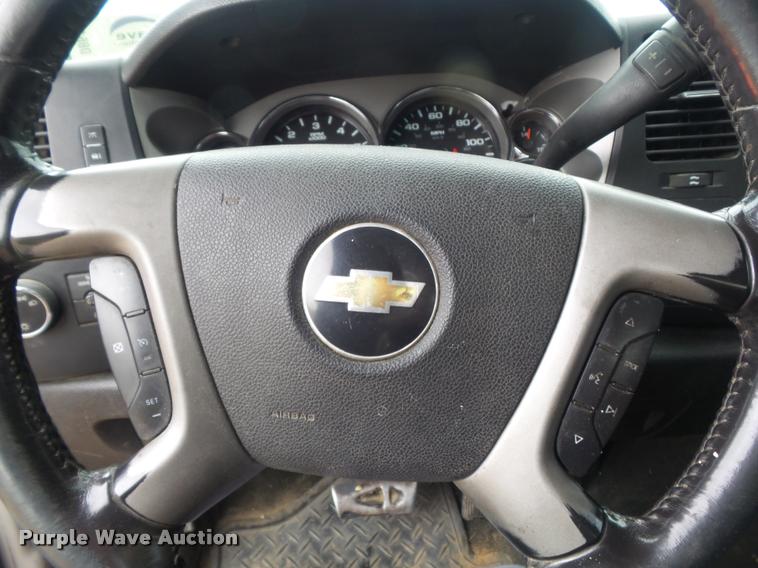 image for item DB6479 2008 Chevrolet Silverado 2500HD Ext. Cab pickup truck