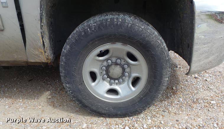 image for item DB6479 2008 Chevrolet Silverado 2500HD Ext. Cab pickup truck