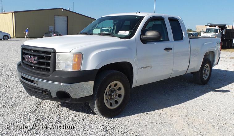 image for item DB7401 2009 GMC Sierra 1500 Ext. Cab pickup truck