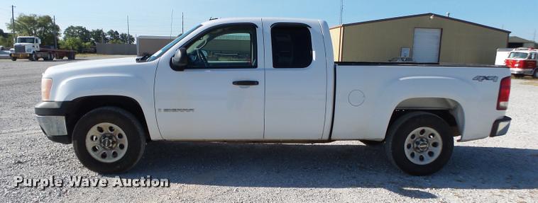 image for item DB7401 2009 GMC Sierra 1500 Ext. Cab pickup truck