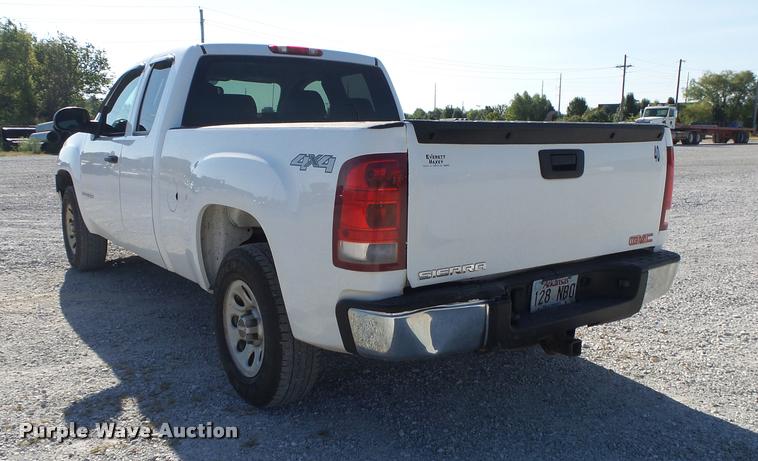 image for item DB7401 2009 GMC Sierra 1500 Ext. Cab pickup truck