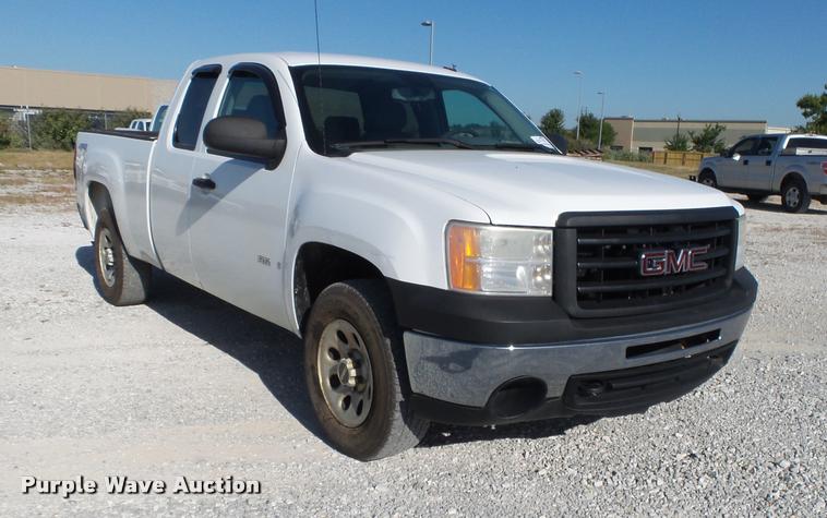 image for item DB7401 2009 GMC Sierra 1500 Ext. Cab pickup truck