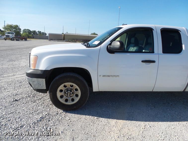 image for item DB7401 2009 GMC Sierra 1500 Ext. Cab pickup truck