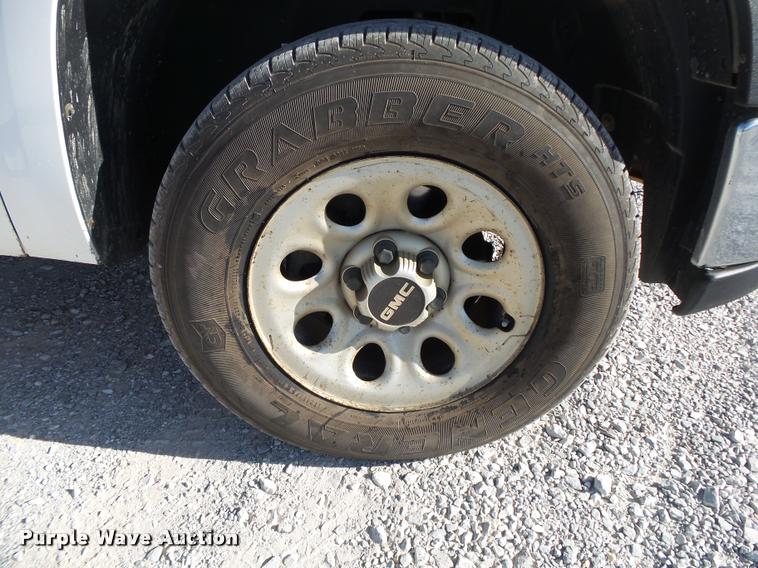 image for item DB7401 2009 GMC Sierra 1500 Ext. Cab pickup truck