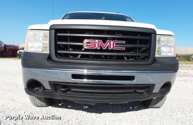 image for item DB7401 2009 GMC Sierra 1500 Ext. Cab pickup truck