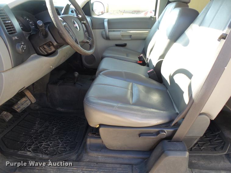 image for item DB7401 2009 GMC Sierra 1500 Ext. Cab pickup truck