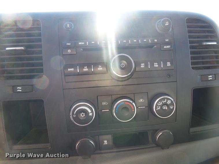 image for item DB7401 2009 GMC Sierra 1500 Ext. Cab pickup truck