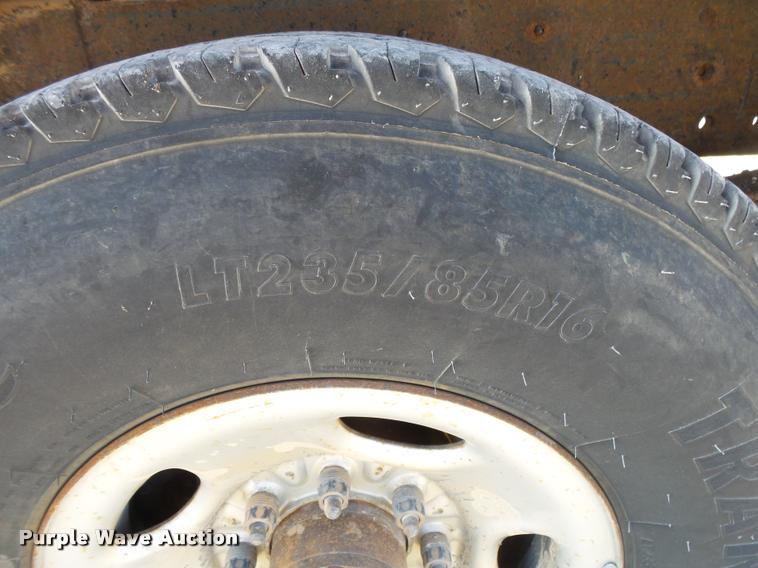 image for item DB7402 2004 Chevrolet Silverado 2500HD Crew Cab pickup truck