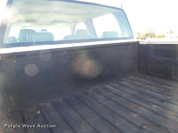 image for item DB7402 2004 Chevrolet Silverado 2500HD Crew Cab pickup truck