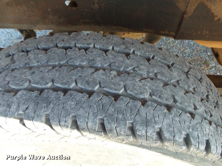 image for item DB7402 2004 Chevrolet Silverado 2500HD Crew Cab pickup truck