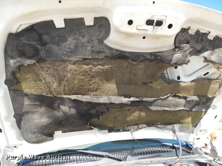 image for item DB7402 2004 Chevrolet Silverado 2500HD Crew Cab pickup truck