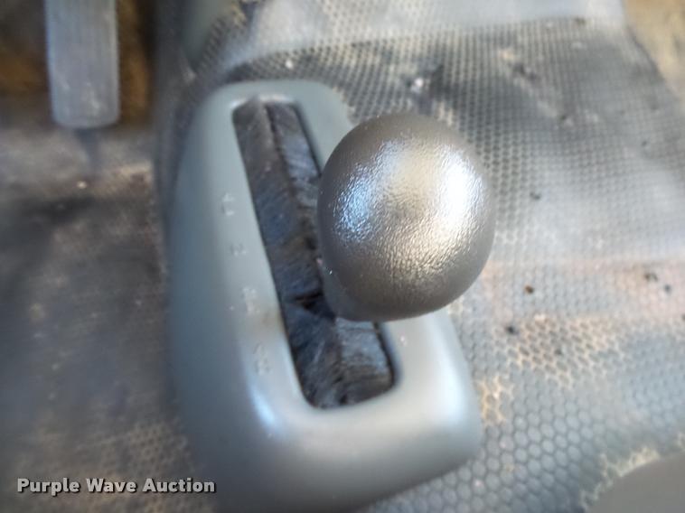 image for item DB7402 2004 Chevrolet Silverado 2500HD Crew Cab pickup truck