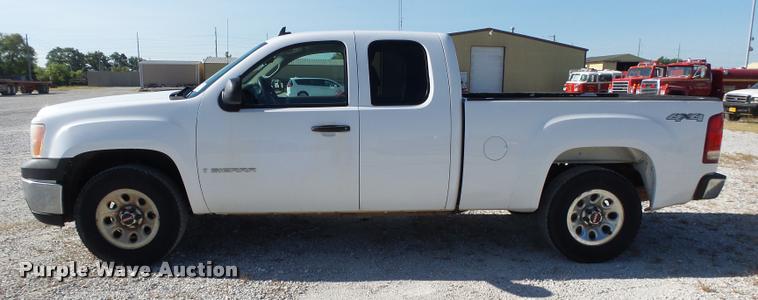 image for item DB7403 2009 GMC Sierra 1500 Ext. Cab pickup truck