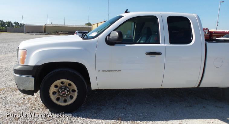image for item DB7403 2009 GMC Sierra 1500 Ext. Cab pickup truck
