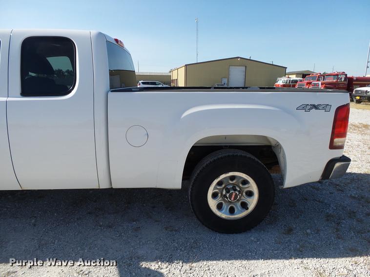 image for item DB7403 2009 GMC Sierra 1500 Ext. Cab pickup truck