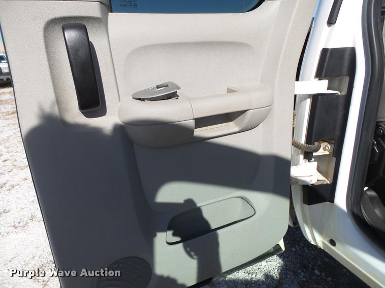 image for item DB7403 2009 GMC Sierra 1500 Ext. Cab pickup truck