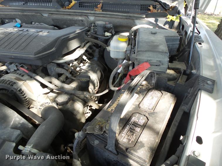 image for item DB7405 2010 Dodge Dakota Crew Cab pickup truck