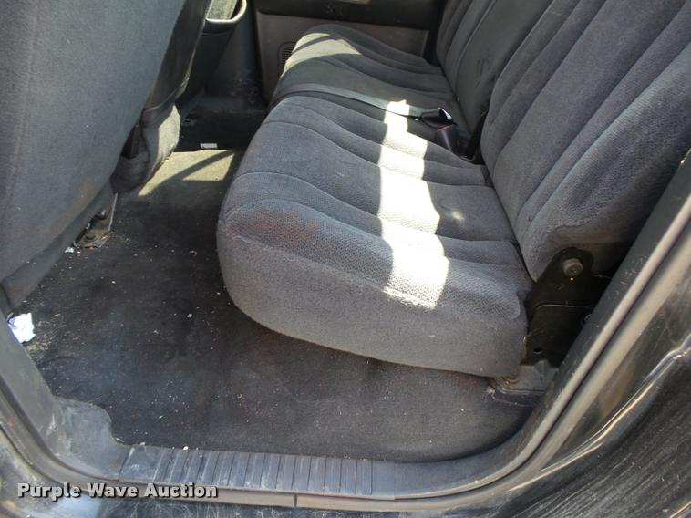 image for item DB7410 2004 Dodge Dakota SLT Quad Cab pickup truck