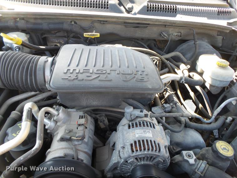 image for item DB7410 2004 Dodge Dakota SLT Quad Cab pickup truck