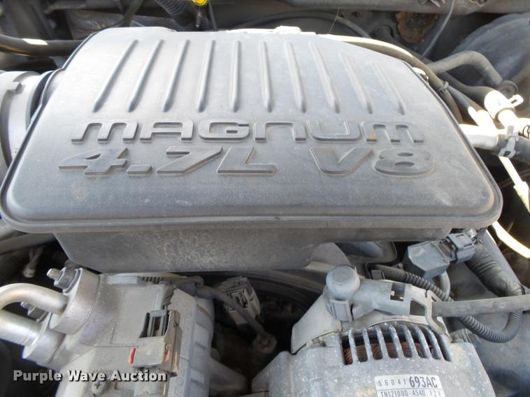 image for item DB7410 2004 Dodge Dakota SLT Quad Cab pickup truck