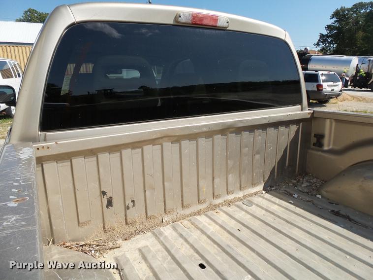image for item DB7412 2005 Dodge Dakota SLT Quad Cab pickup truck