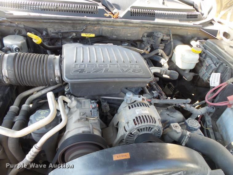 image for item DB7412 2005 Dodge Dakota SLT Quad Cab pickup truck