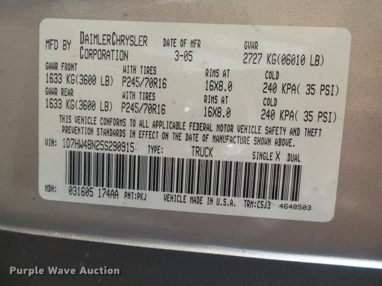 image for item DB7412 2005 Dodge Dakota SLT Quad Cab pickup truck