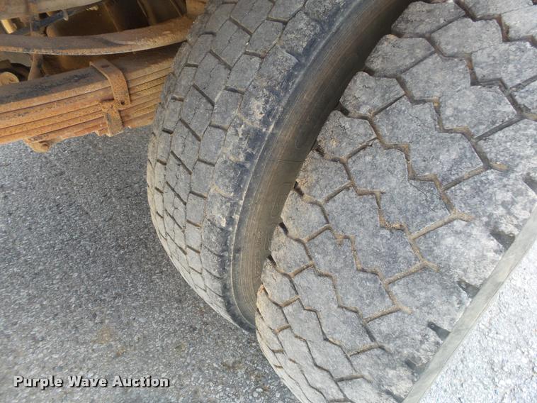 image for item DB7414 2003 Ford F550 Crew Cab flatbed truck