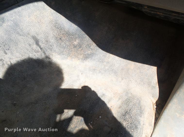 image for item DB7414 2003 Ford F550 Crew Cab flatbed truck