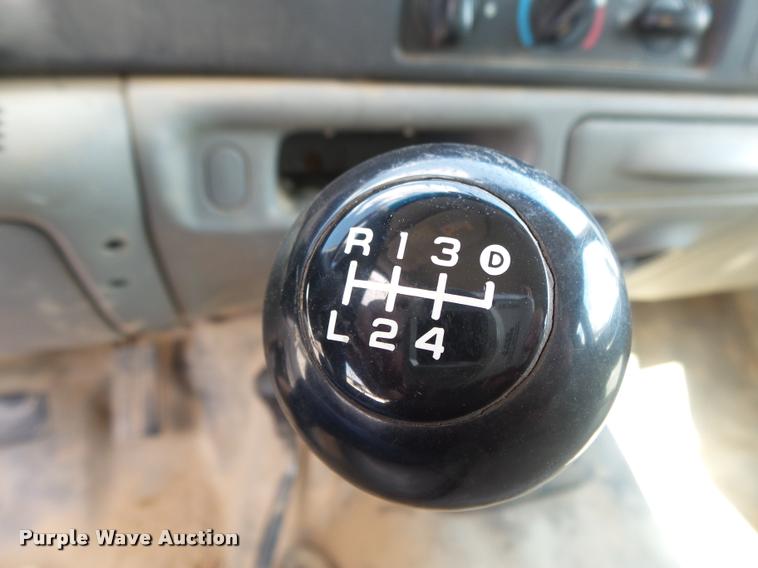 image for item DB7414 2003 Ford F550 Crew Cab flatbed truck