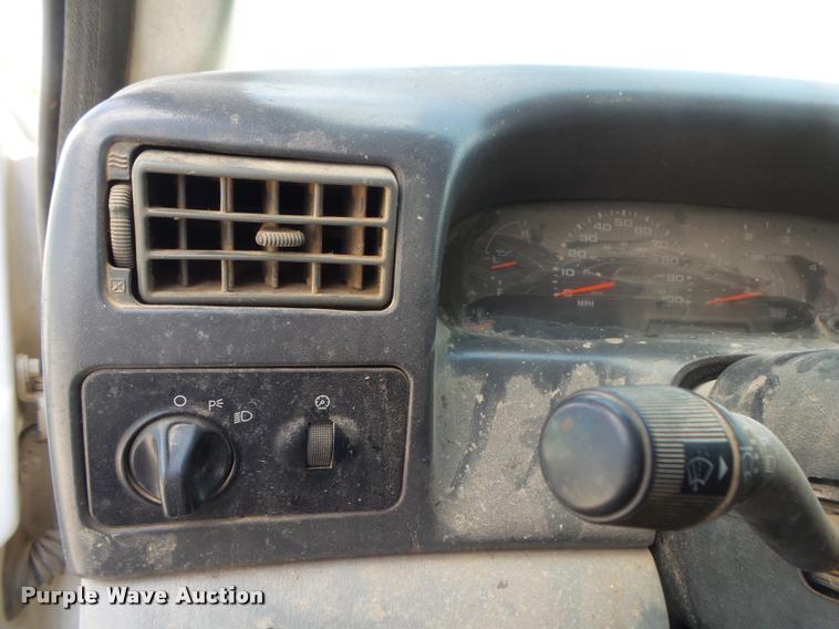 image for item DB7414 2003 Ford F550 Crew Cab flatbed truck