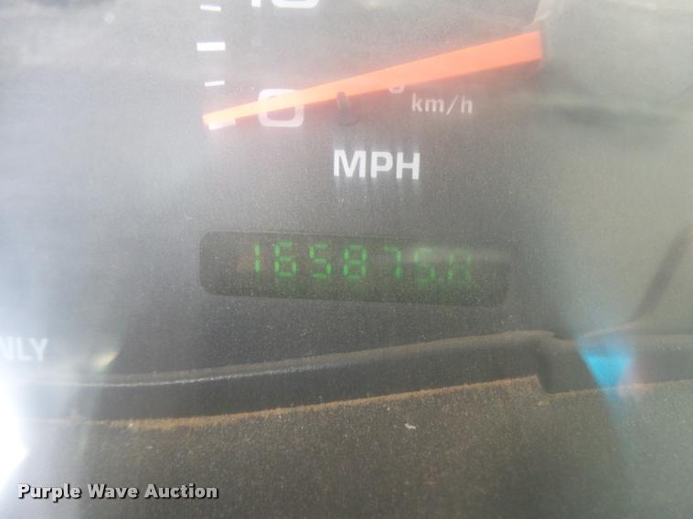 image for item DB7414 2003 Ford F550 Crew Cab flatbed truck