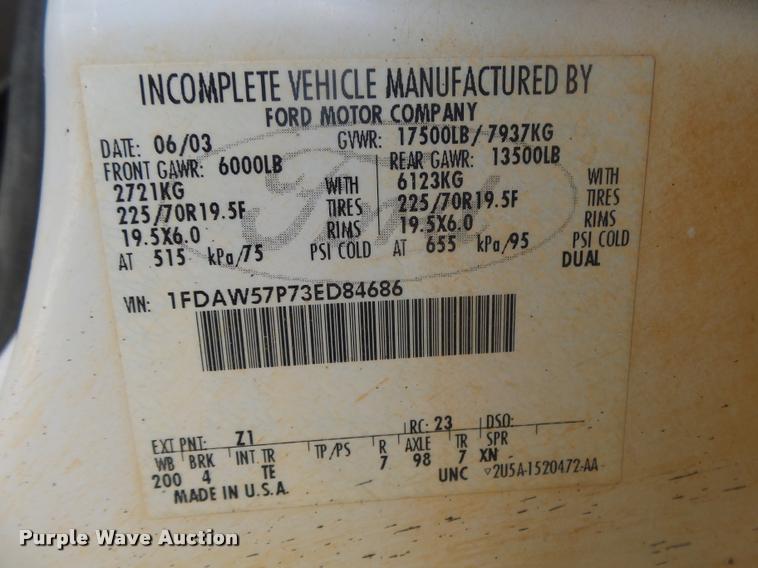 image for item DB7414 2003 Ford F550 Crew Cab flatbed truck