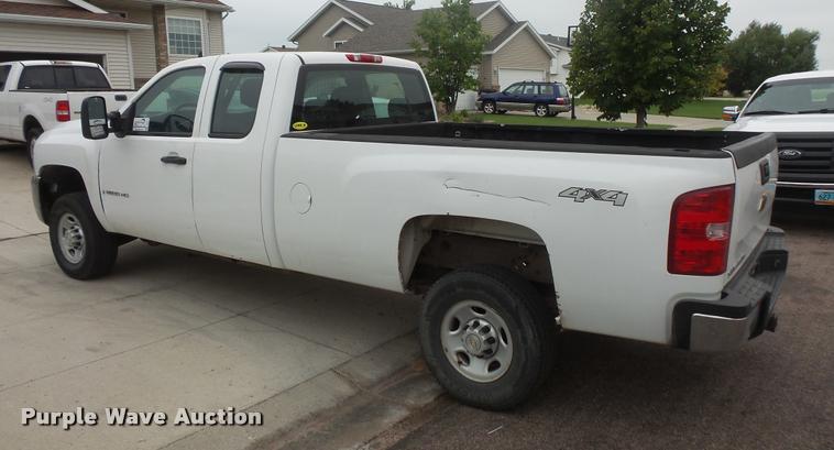 image for item DB8177 2009 Chevrolet Silverado 2500HD Ext. Cab pickup truck