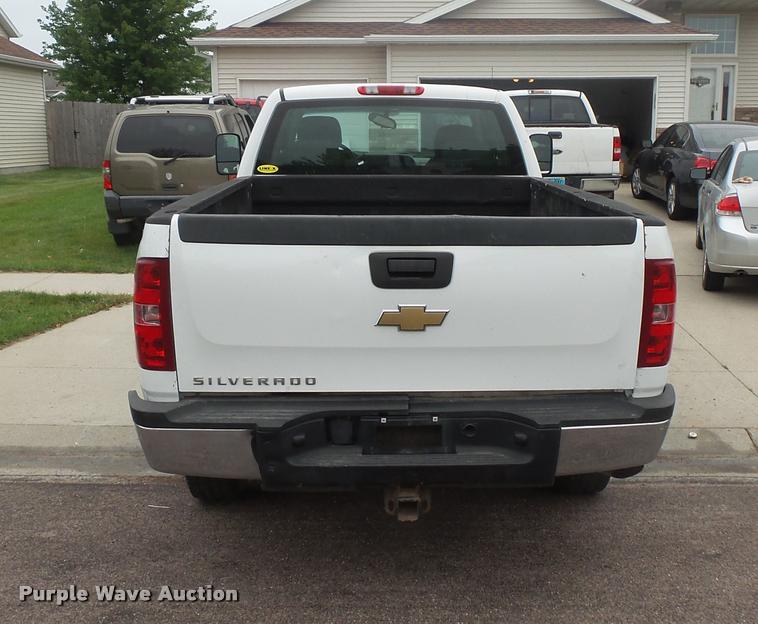image for item DB8177 2009 Chevrolet Silverado 2500HD Ext. Cab pickup truck